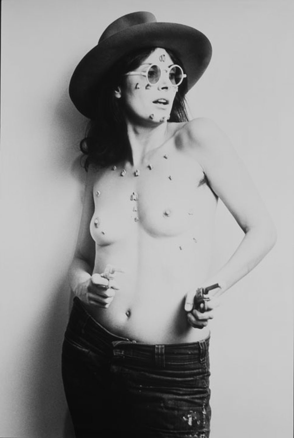 HannahWilkeSOSgunslacma.jpg